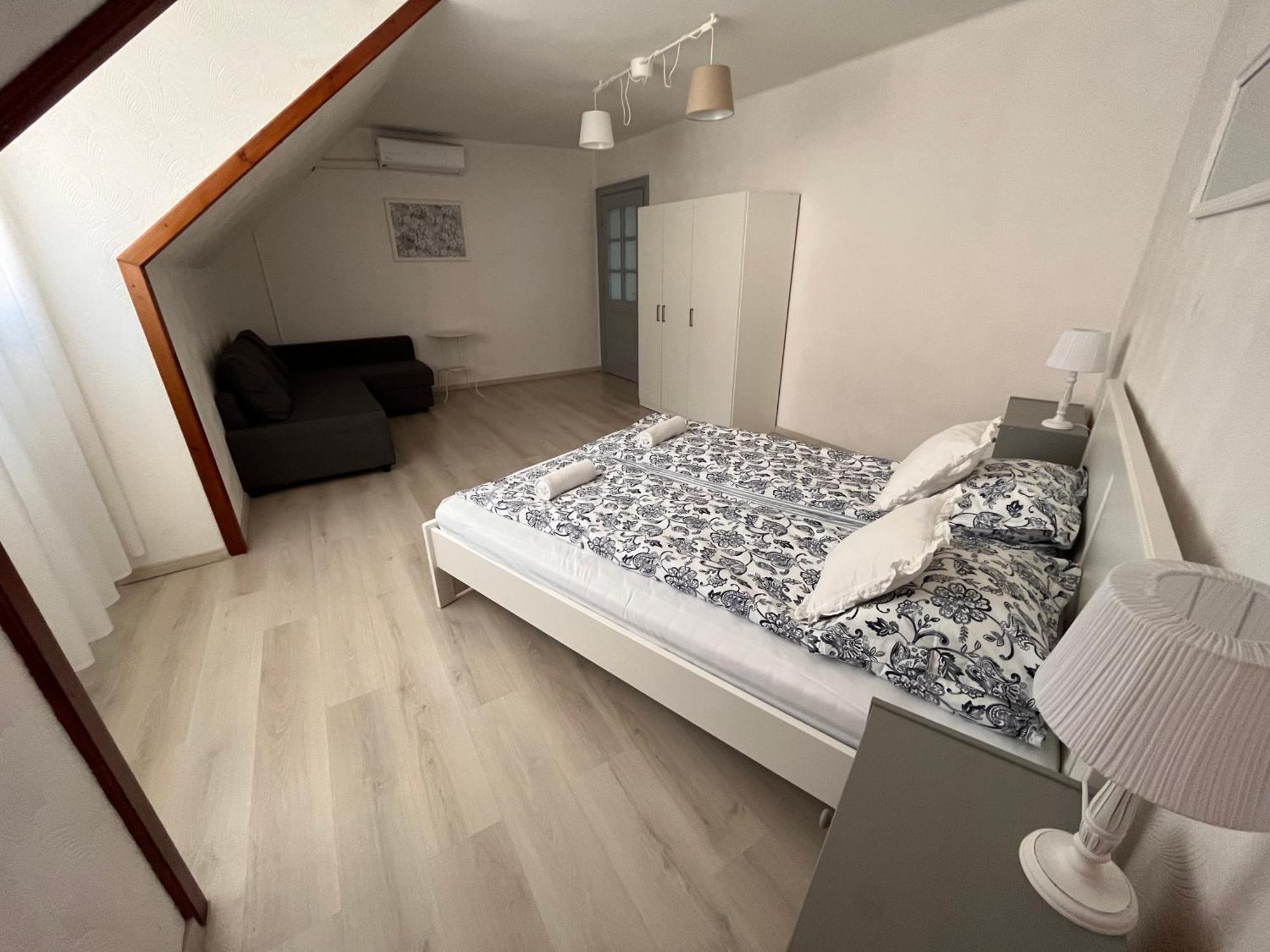 Pacsirta Apartman Grand Eger Eksteriør bilde