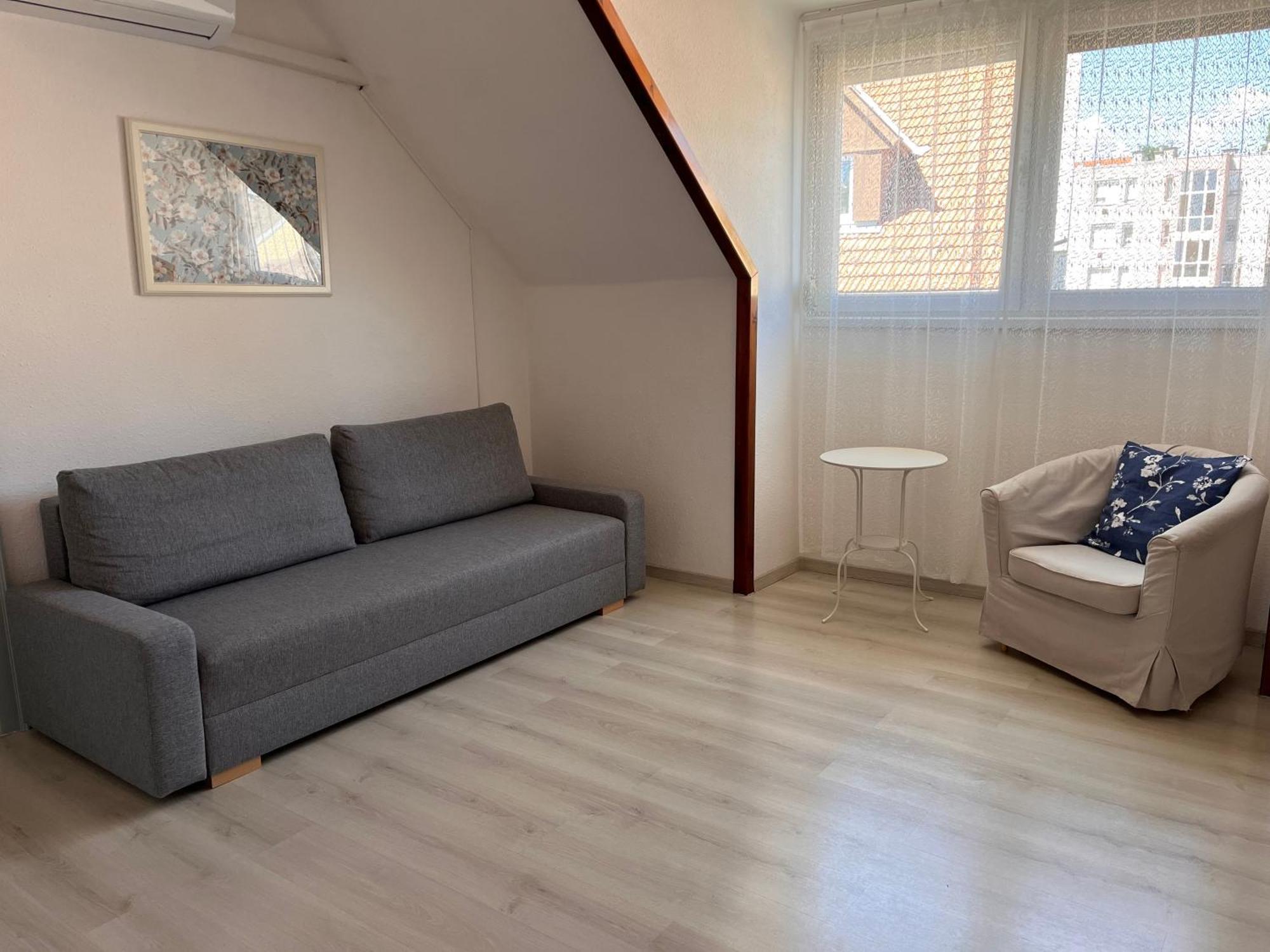 Pacsirta Apartman Grand Eger Eksteriør bilde